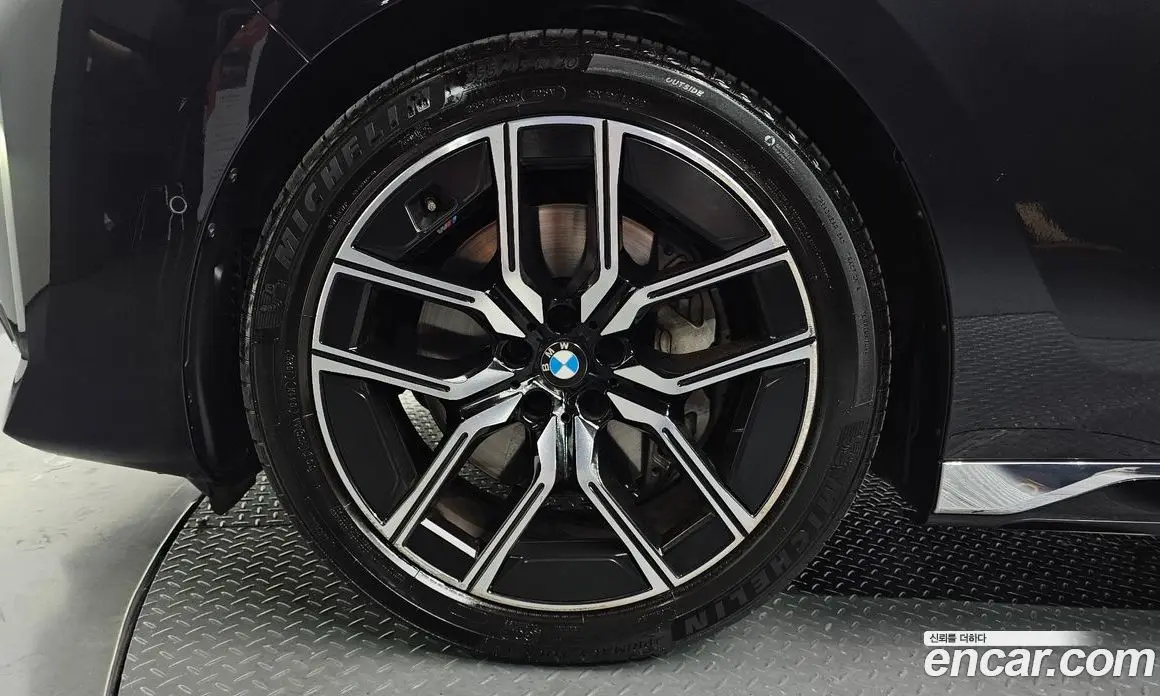 BMW 7 серия 2022 3.0 автомат (гидро), фото 4