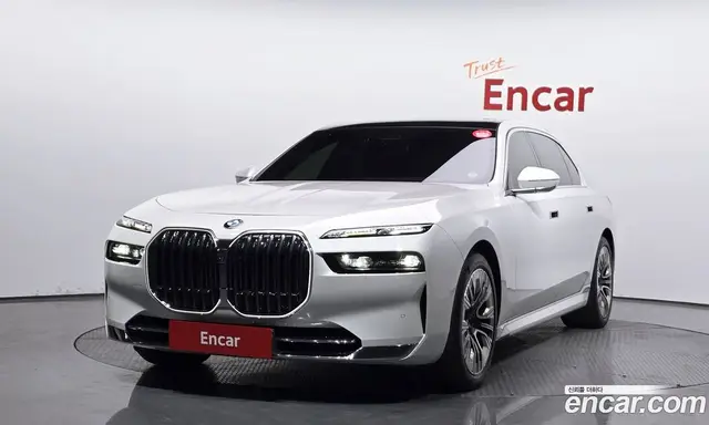 BMW 7 серия, 2023, 64 229 км