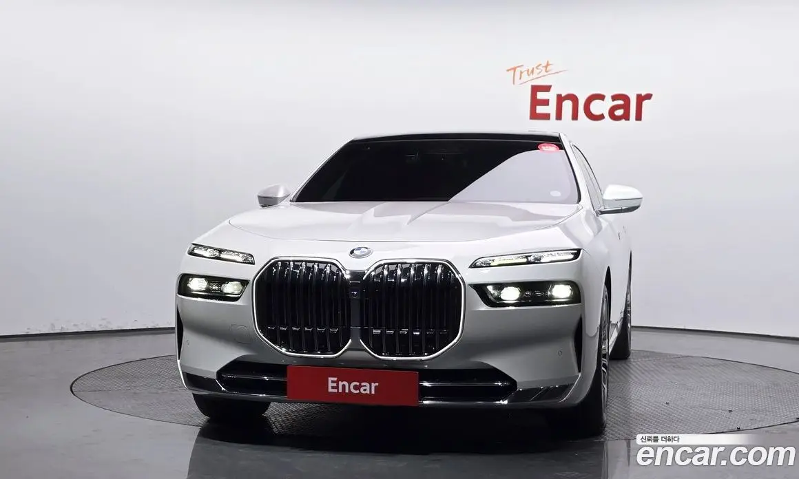BMW 7 серия 2023 3.0 автомат (гидро), фото 3 BMW 7 серия 2023 3.0 автомат (гидро), фото 3
