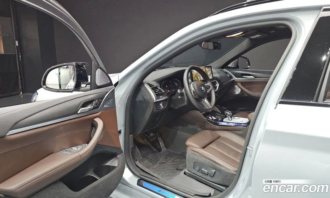 BMW X4 2025 2.0 автомат (гидро), фото 13
