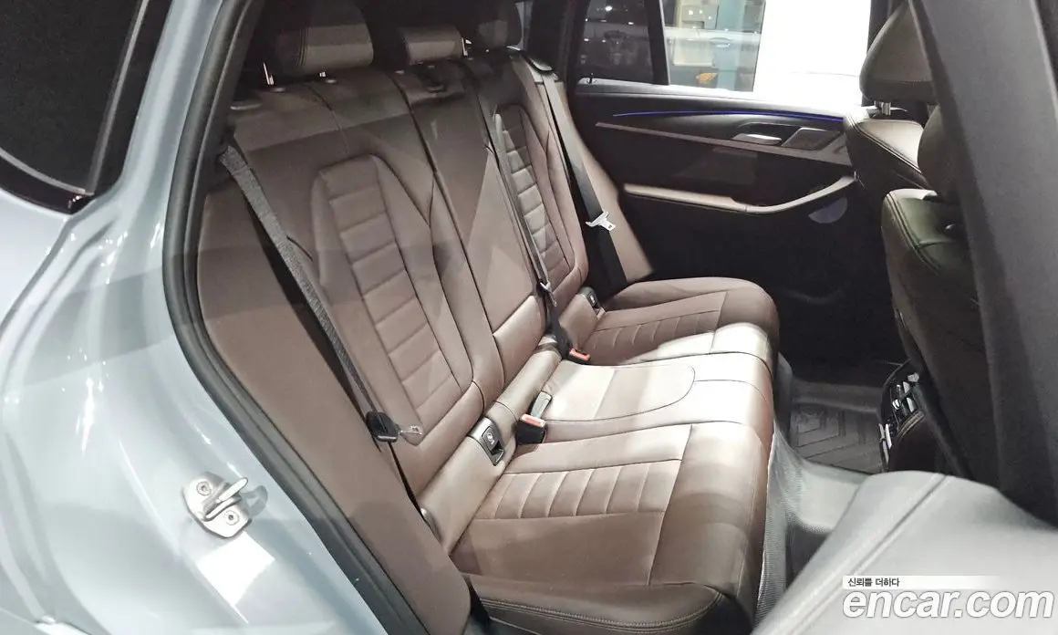 BMW X4 2025 2.0 автомат (гидро), фото 17