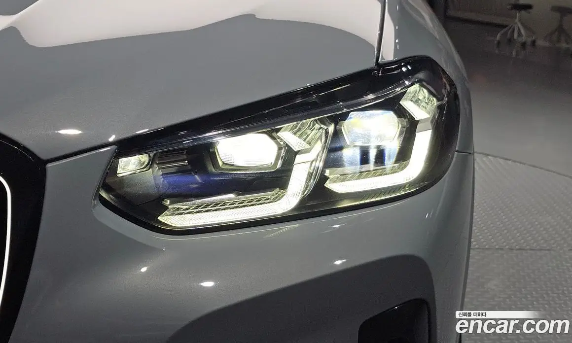 BMW X4 2025 2.0 автомат (гидро), фото 8