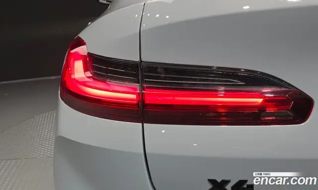 BMW X4 2025 2.0 автомат (гидро), миниатюра 9