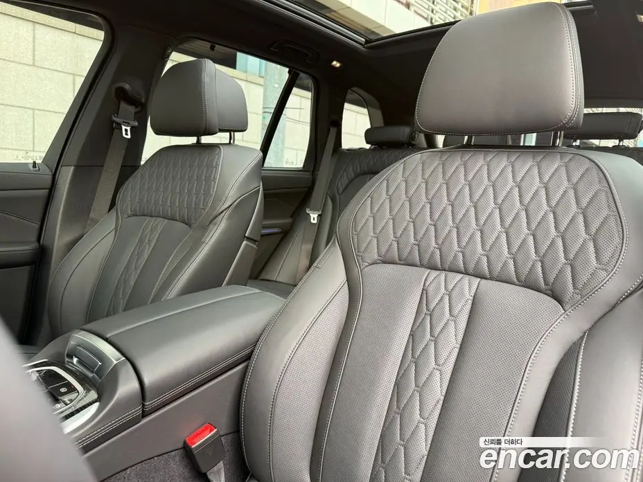 BMW X5 2025 3.0 автомат (гидро), фото 14