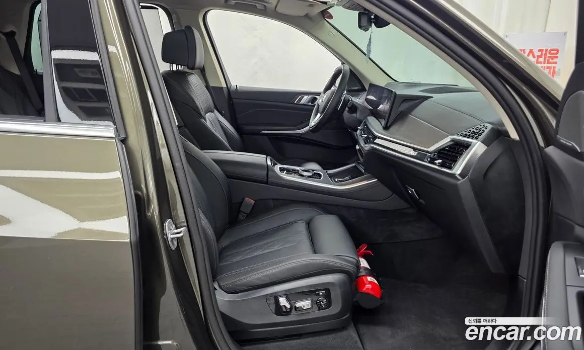 BMW X5 2025 3.0 автомат (гидро), фото 17