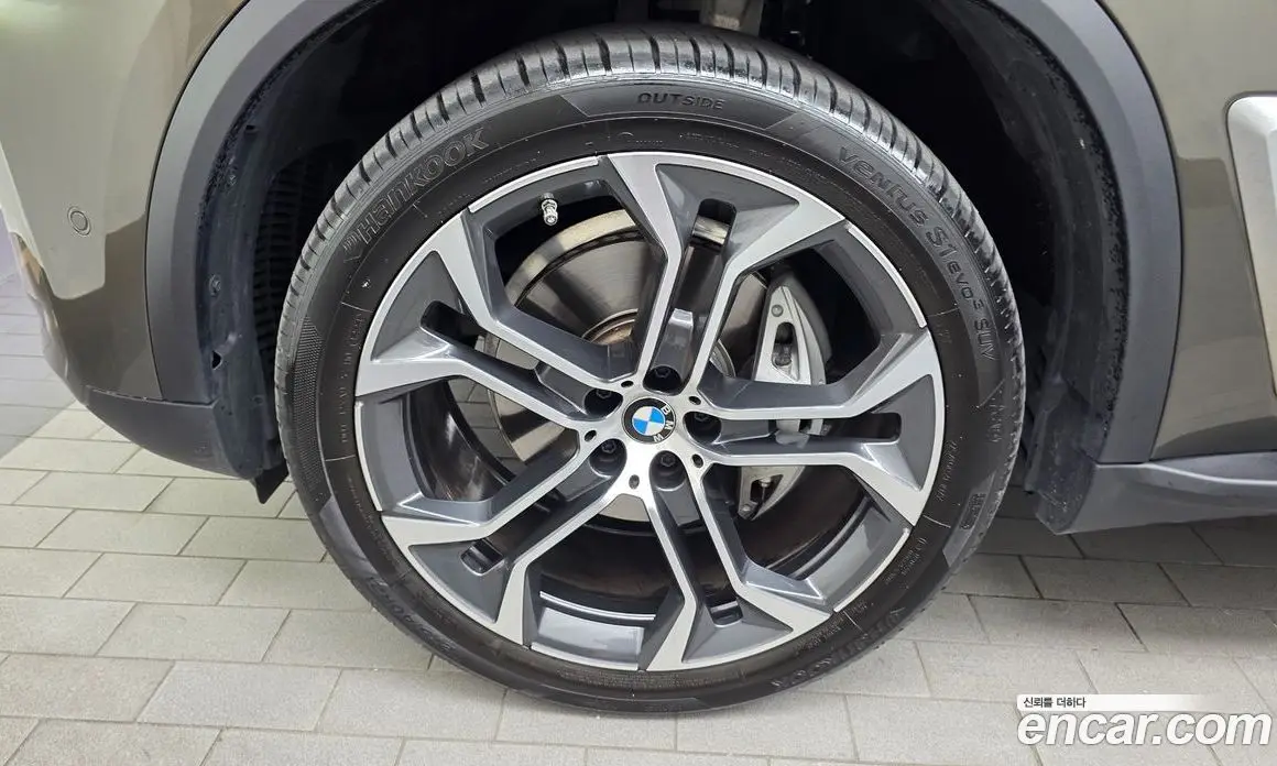 BMW X5 2025 3.0 автомат (гидро), фото 5