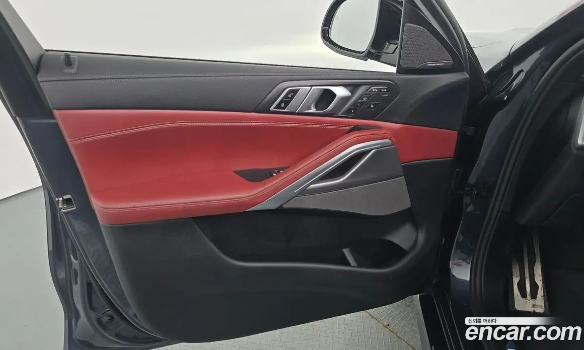 BMW X6 2021 3.0 автомат (гидро), фото 14