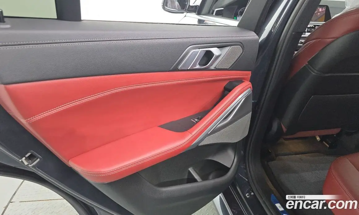 BMW X6 2021 3.0 автомат (гидро), фото 15