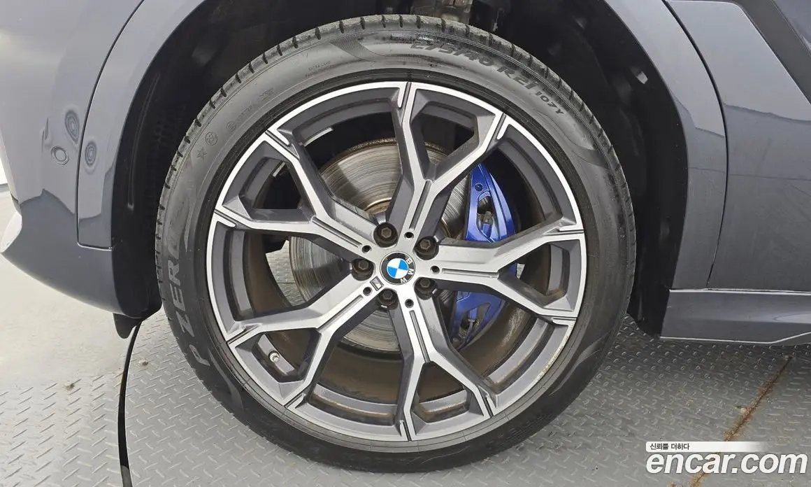BMW X6 2021 3.0 автомат (гидро), фото 5