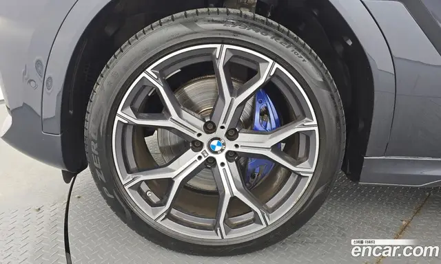 BMW X6 2021 3.0 автомат (гидро), миниатюра 5