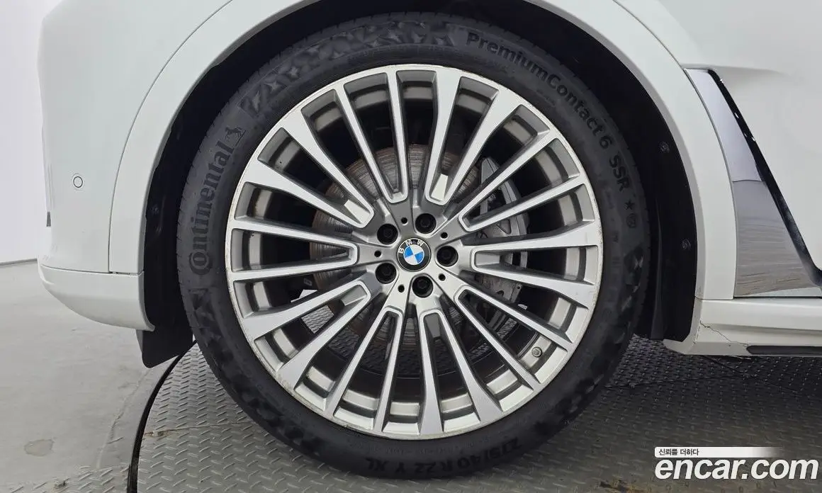 BMW X7 2022 3.0 автомат (гидро), фото 5