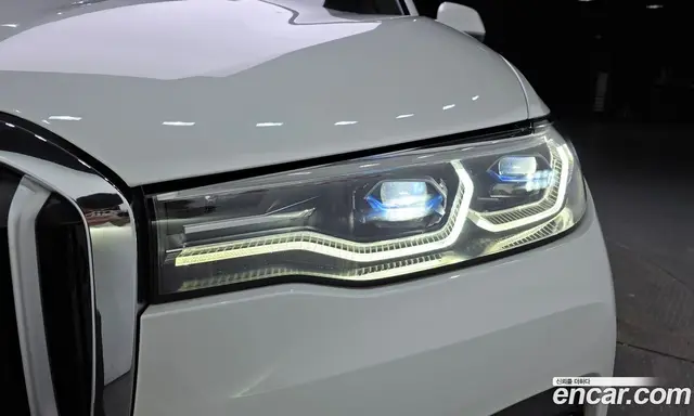 BMW X7 2022 3.0 автомат (гидро), миниатюра 8