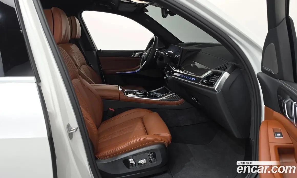 BMW X7 2025 3.0 автомат (гидро), фото 11