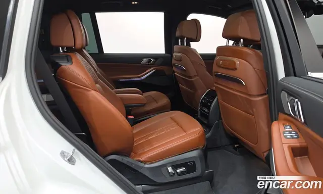 BMW X7 2025 3.0 автомат (гидро), миниатюра 12