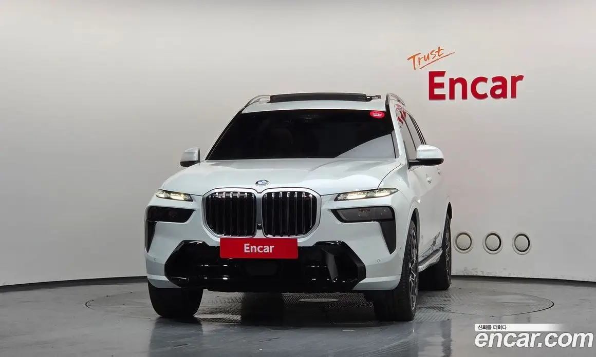 BMW X7 2025 3.0 автомат (гидро), фото 3