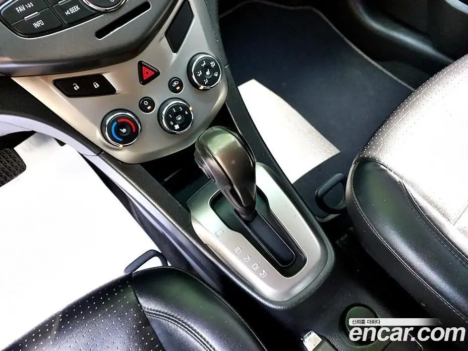 Chevrolet Aveo 2016 1.4 автомат (гидро), фото 11