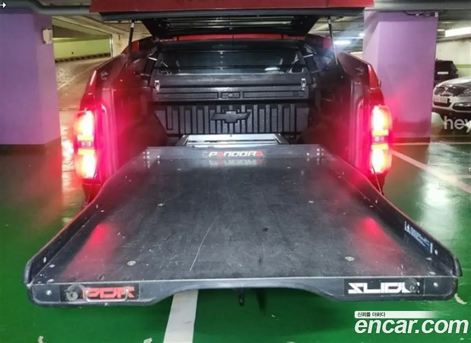Chevrolet Colorado 2021 3.6 автомат (гидро), фото 5