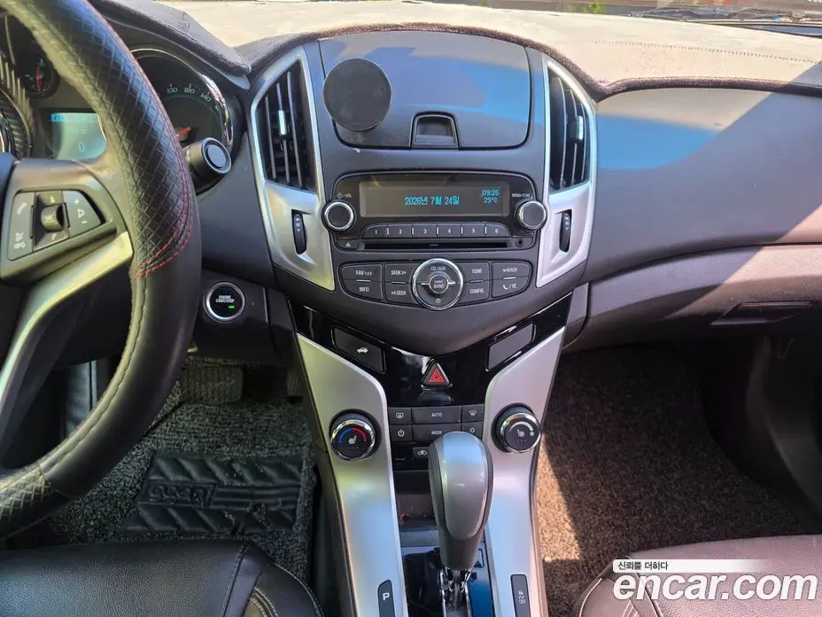 Chevrolet Cruze 2016 1.6 автомат (гидро), фото 13