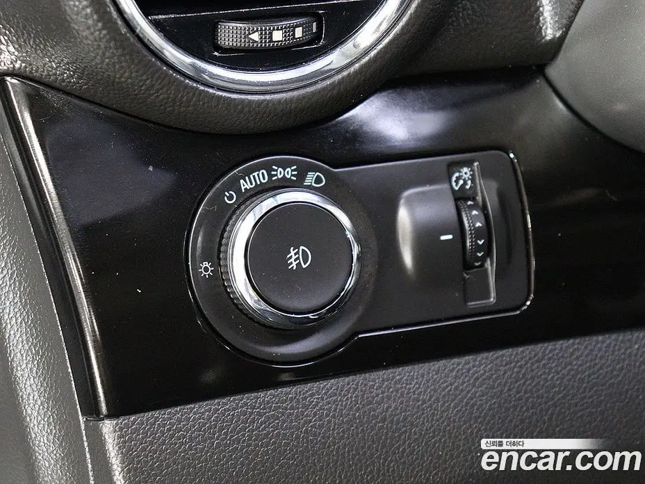 Chevrolet Orlando 2016 2.0 автомат (гидро), фото 11