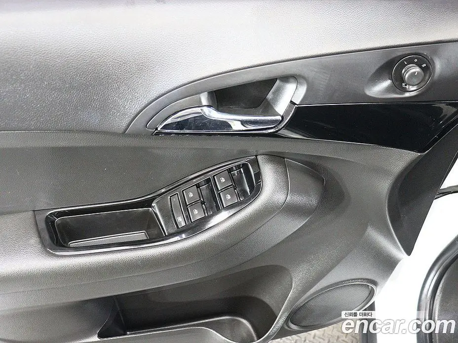 Chevrolet Orlando 2016 2.0 автомат (гидро), фото 12