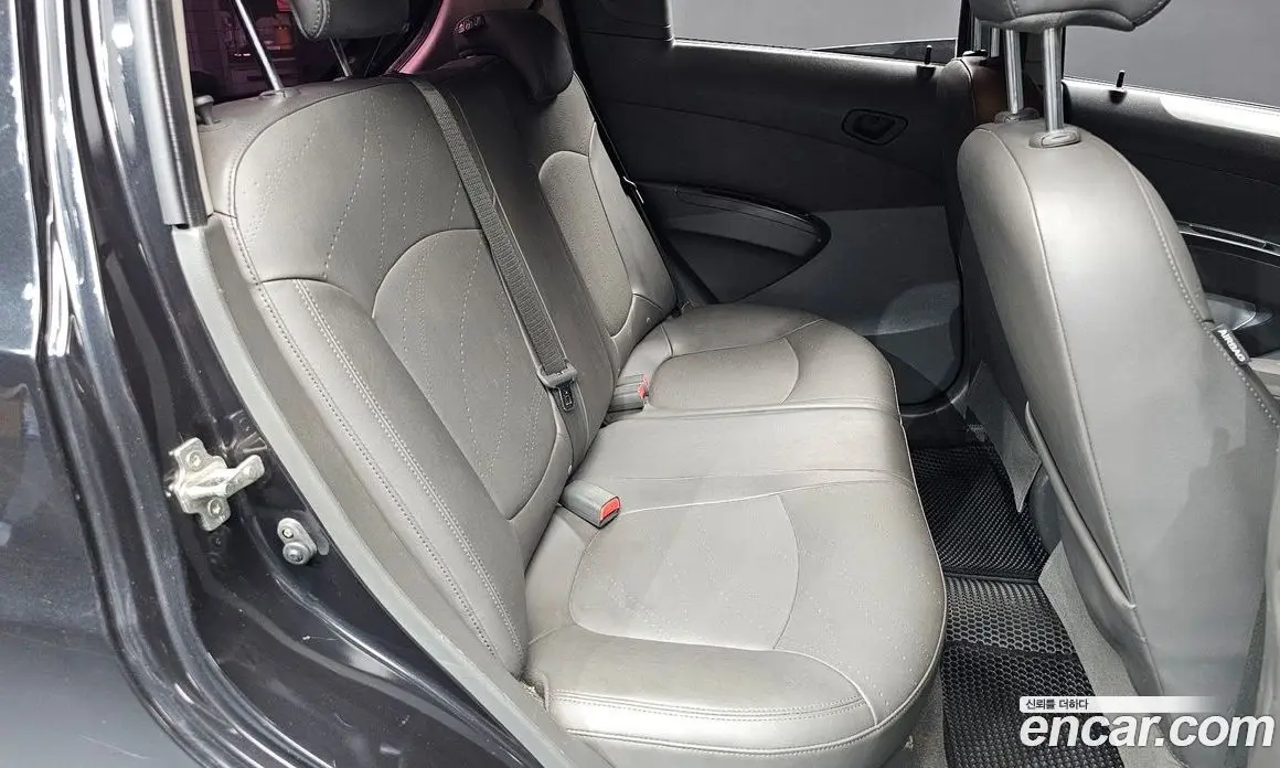 Chevrolet Spark 2014 1.0 автомат (гидро), фото 12