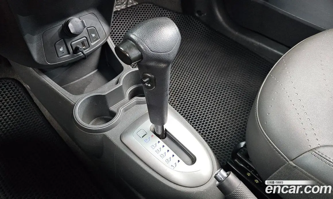 Chevrolet Spark 2014 1.0 автомат (гидро), фото 9