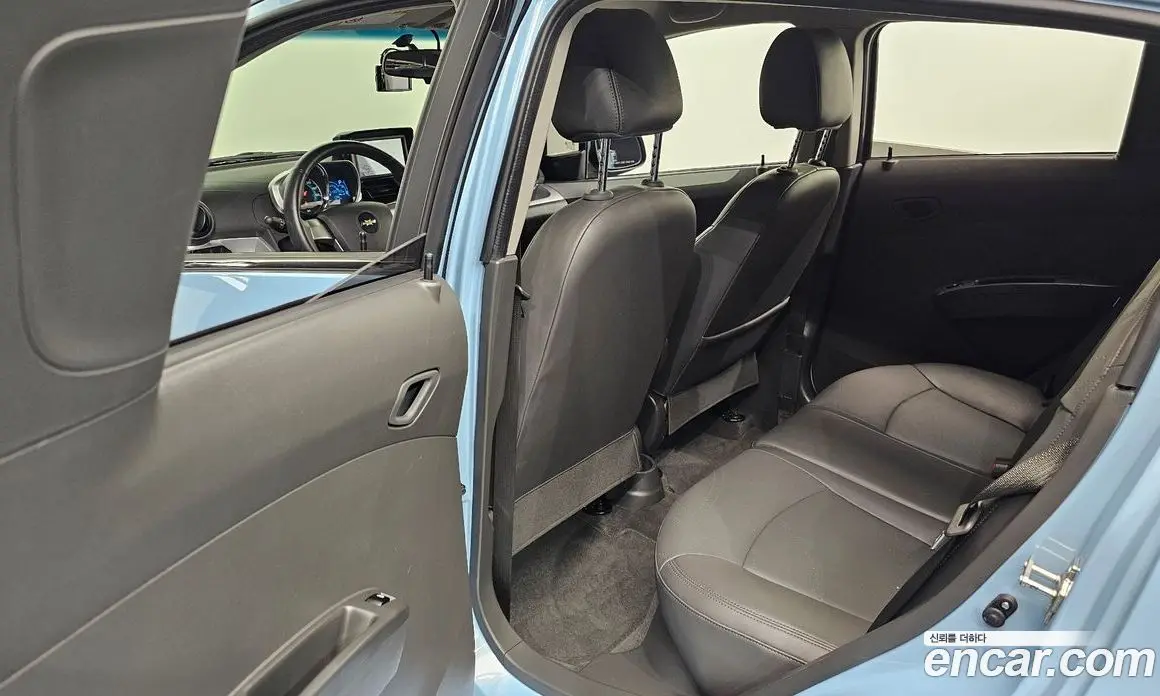 Chevrolet Spark 2015 1.0 автомат (гидро), фото 16