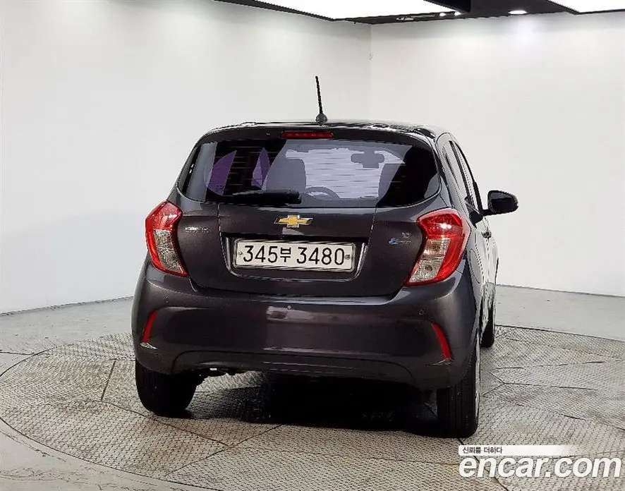 Chevrolet Spark 2015 1.0 автомат (гидро), фото 3