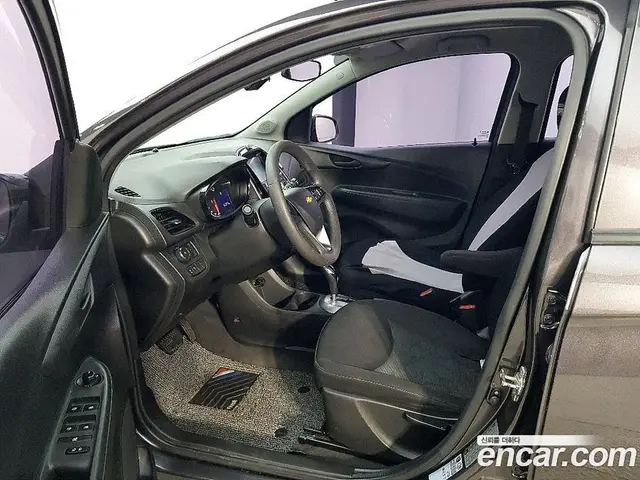 Chevrolet Spark 2015 1.0 автомат (гидро), миниатюра 7