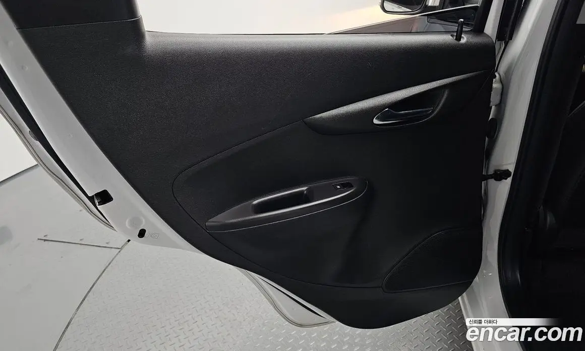 Chevrolet Spark 2016 1.0 автомат (гидро), фото 15