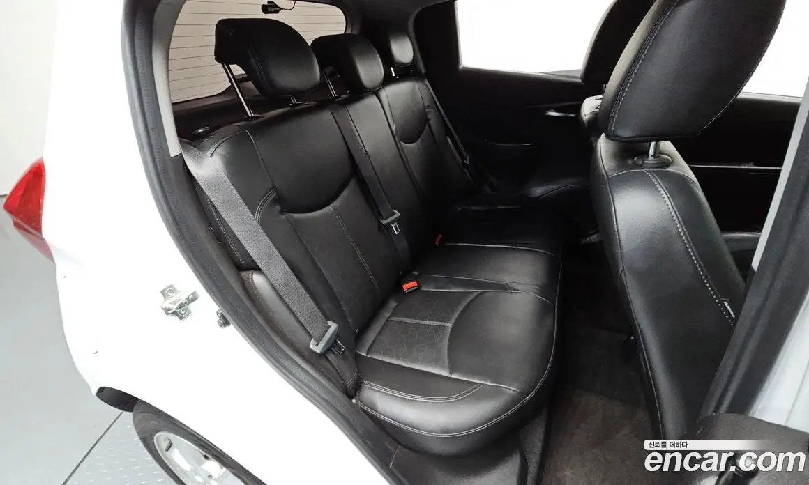 Chevrolet Spark 2016 1.0 автомат (гидро), фото 17