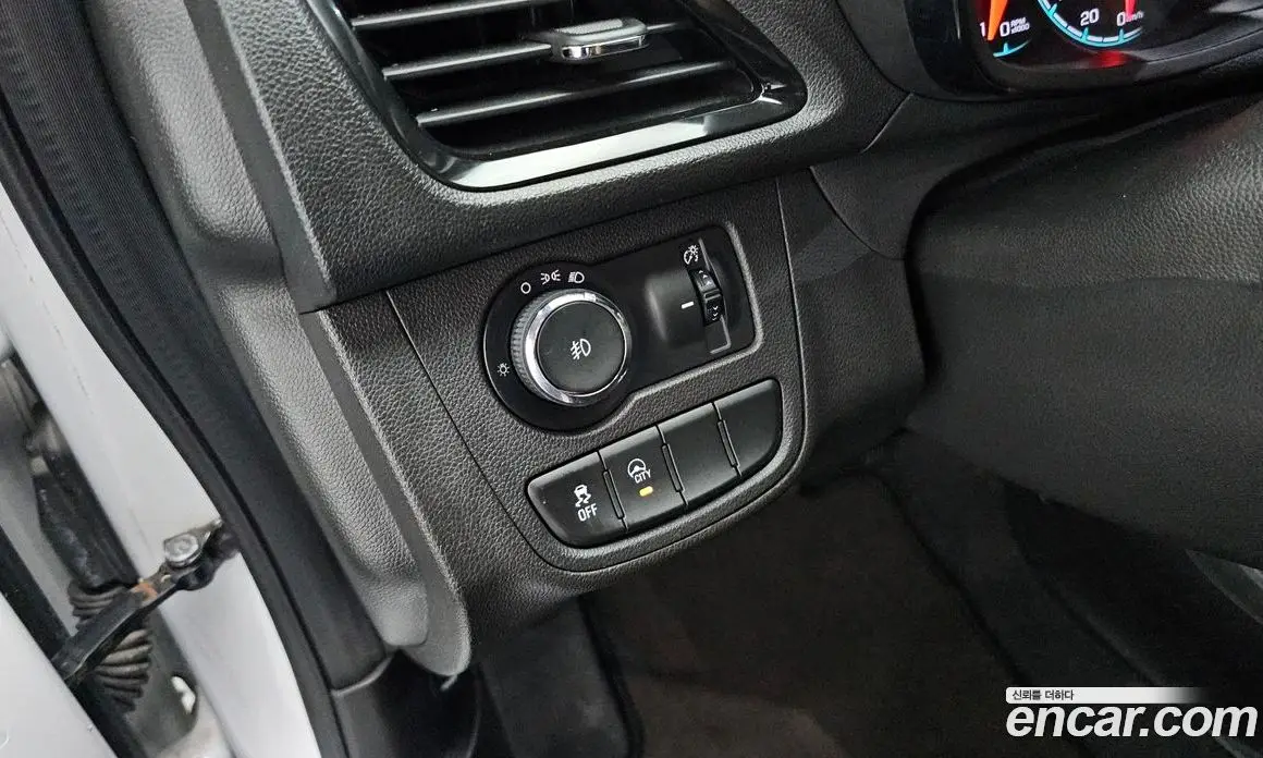 Chevrolet Spark 2016 1.0 автомат (гидро), фото 23