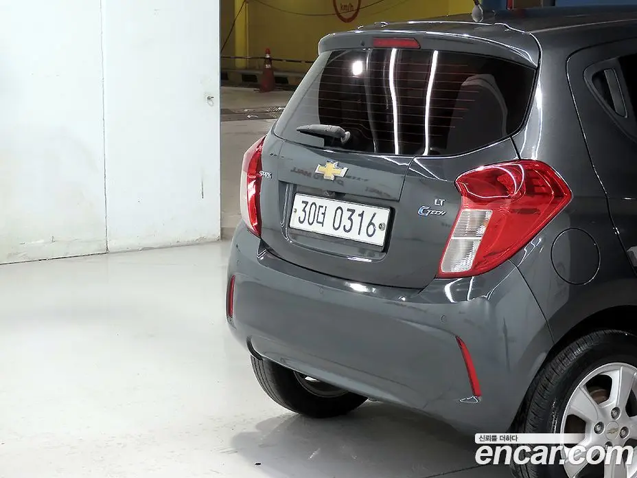 Chevrolet Spark 2016 1.0 автомат (гидро), фото 20