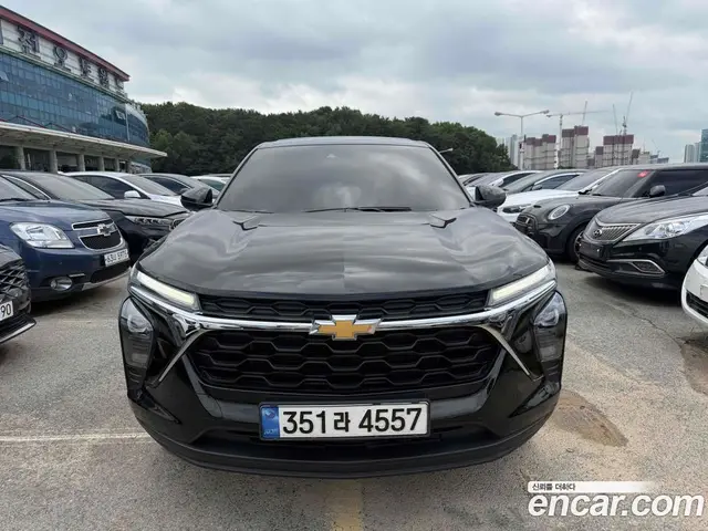 Chevrolet Trax 2024 1.2 автомат (гидро), миниатюра 1