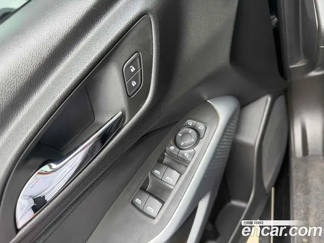 Chevrolet Trax 2024 1.2 автомат (гидро), миниатюра 7
