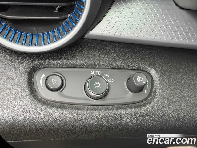 Chevrolet Trax 2024 1.2 автомат (гидро), миниатюра 9