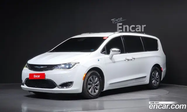 Chrysler Pacifica, 2020, 79 391 км