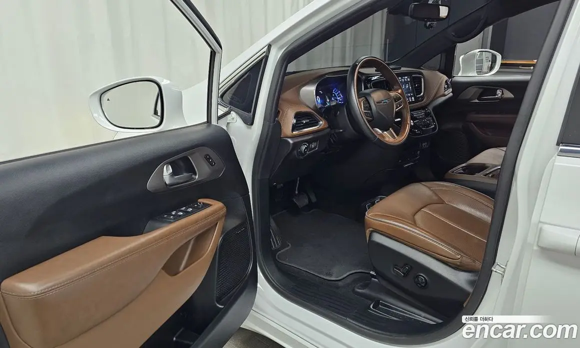 Chrysler Pacifica 2020 3.6 автомат (гидро), фото 13