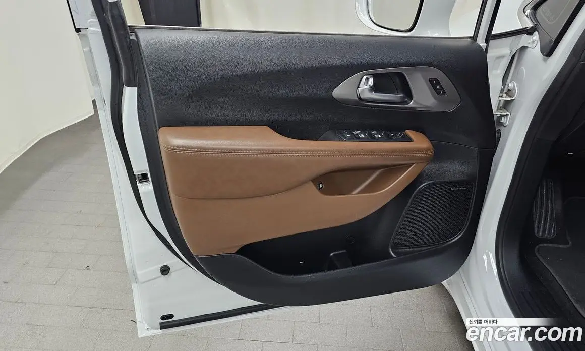 Chrysler Pacifica 2020 3.6 автомат (гидро), фото 14