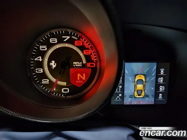 Ferrari F8 2021 3.9 автомат (гидро), миниатюра 12