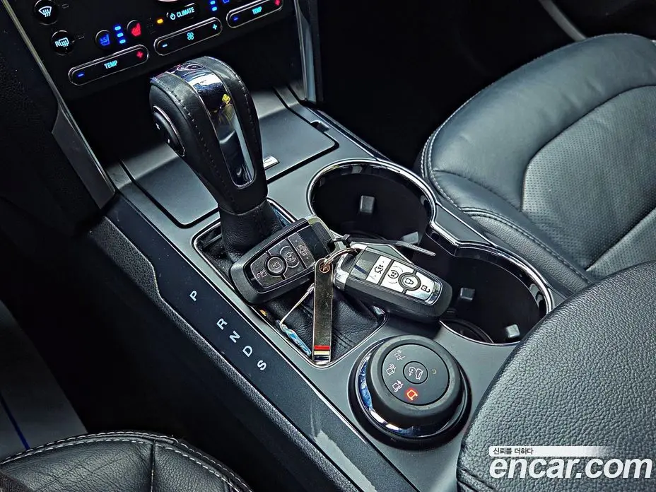Ford Explorer 2018 2.3 автомат (гидро), фото 12
