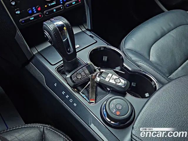 Ford Explorer 2018 2.3 автомат (гидро), миниатюра 12