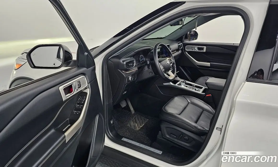 Ford Explorer 2022 2.3 автомат (гидро), фото 12