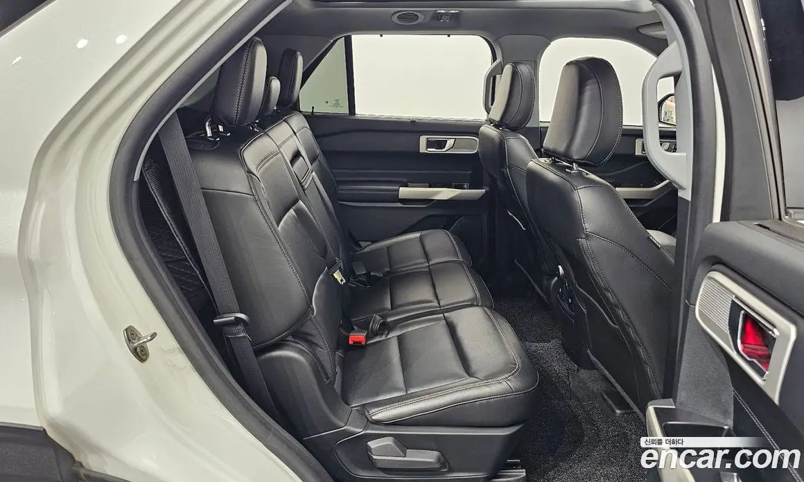 Ford Explorer 2022 2.3 автомат (гидро), фото 15