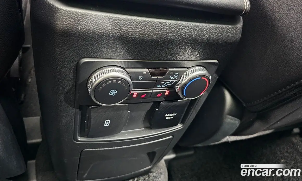 Ford Explorer 2022 2.3 автомат (гидро), фото 23