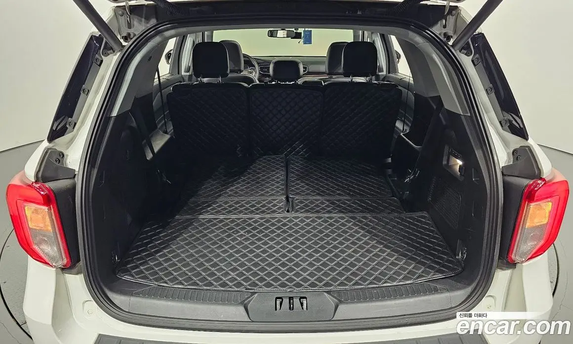 Ford Explorer 2022 2.3 автомат (гидро), фото 27