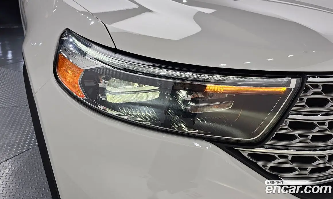 Ford Explorer 2022 2.3 автомат (гидро), фото 7