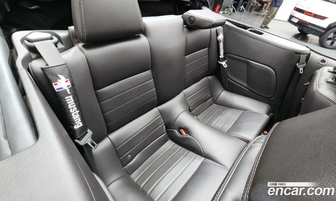 Ford Mustang 2013 3.7 автомат (гидро), фото 12