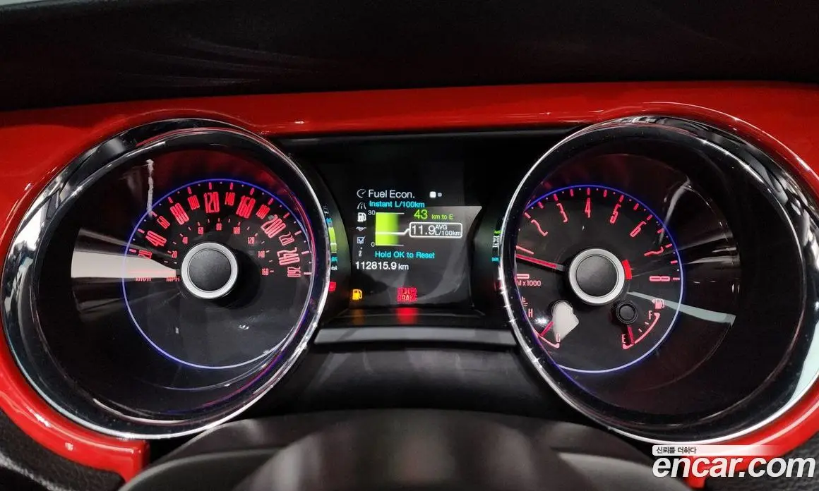 Ford Mustang 2013 3.7 автомат (гидро), фото 8