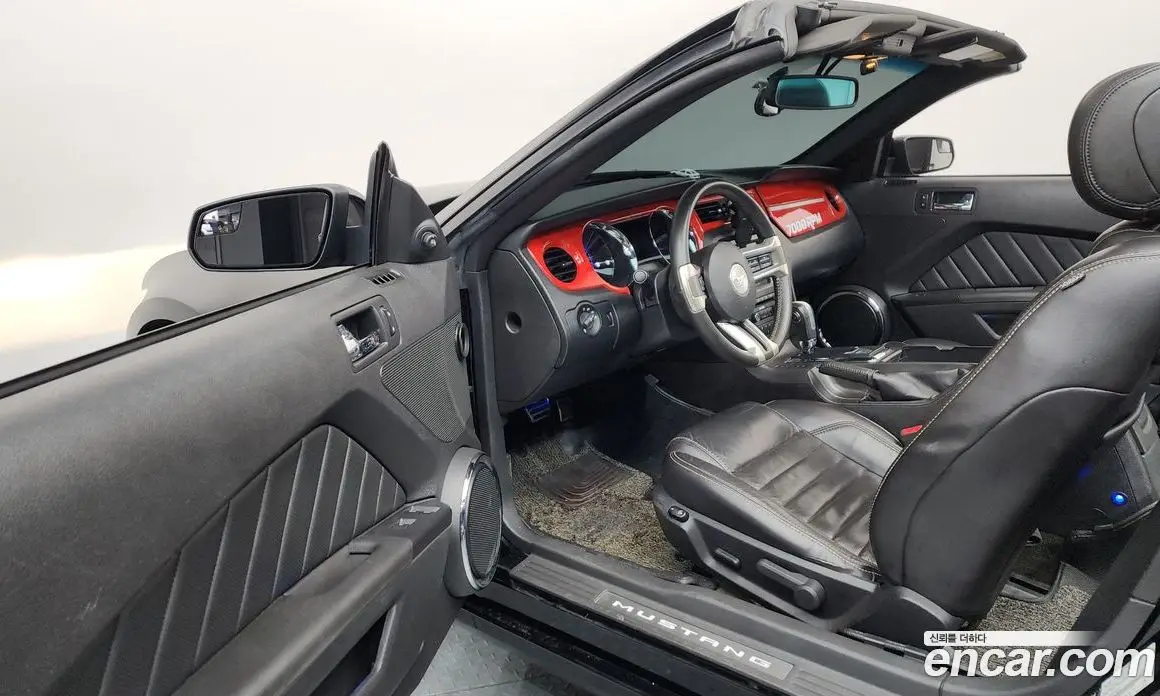 Ford Mustang 2013 3.7 автомат (гидро), фото 10